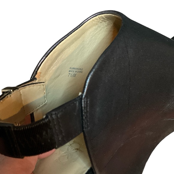 Ann Taylor wedge, size 7.5 - Picture 8 of 9